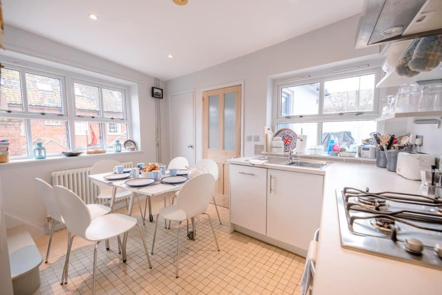 6 West Lane In Aldeburgh - Beautiful Cottage Near High Street 외부 사진